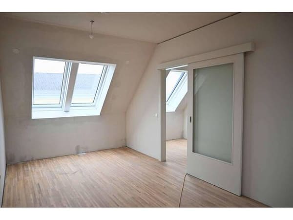 Immobilie in Mistelbach - Dachgeschosswohnung mit Klimaanlage und Terrasse im Stadtzentrum | Nachhaltiger Neubau - Bild 1