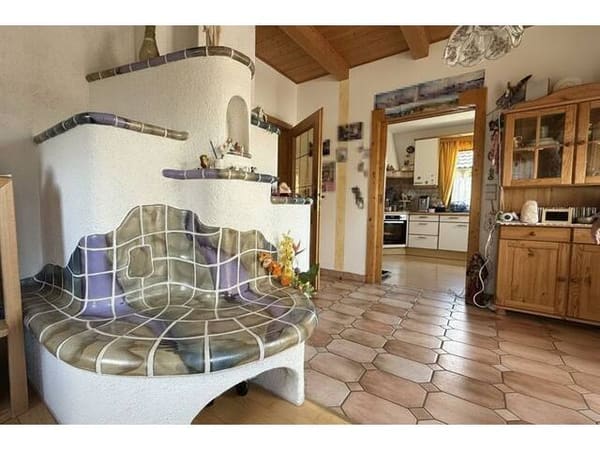Immobilie in Weißenbach bei Liezen - Wohnhaus mit südseitigem Wintergarten und Doppelgarage, westseitigem Balkon, voll unterkellert - Bild 4