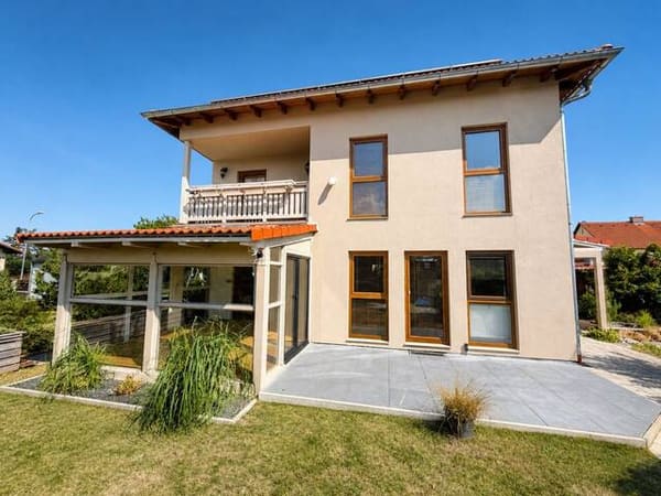 Immobilie in Neunkirchen - Wohnen mit Urlaubsgefühl: Einfamilienhaus mit Pool und Sauna - Bild 0