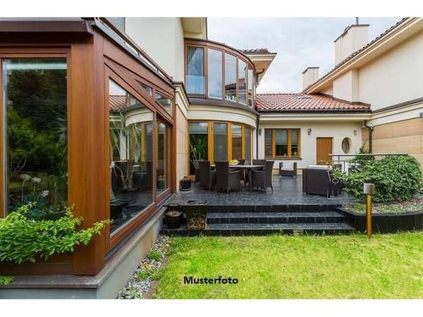Immobilie in Großharras - + Einfamilienhaus zum Sanieren - viel Platz, viele Möglichkeit - Bild 0