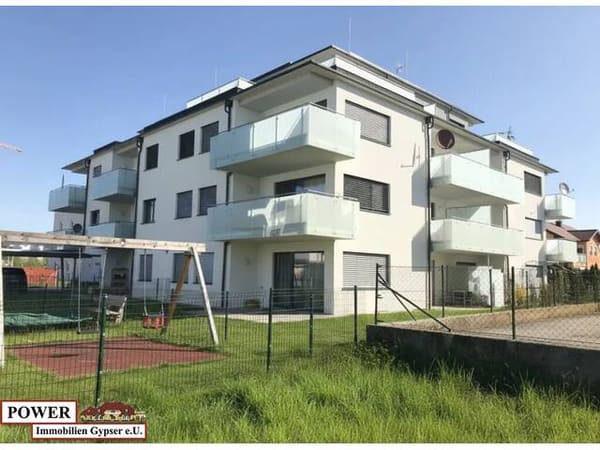 Immobilie in Mattighofen - NEUER PREIS!! Sonnige 4-Zimmer-Wohnung in Mattighofen: Ihr neues Zuhause mit 2 Balkonen! - Bild 1