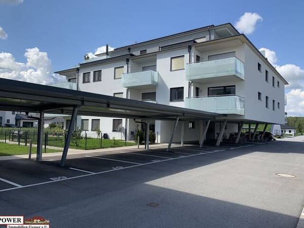 Immobilie in Mattighofen - NEUER PREIS! Neuwertige 3-Zimmer Wohnung mit großen Balkon & Carport! - Bild 0