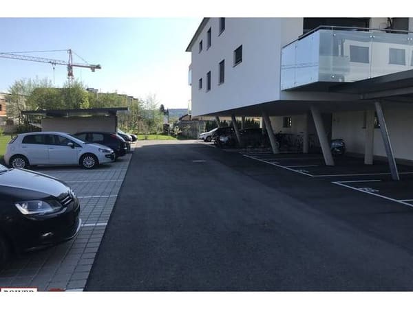 Immobilie in Mattighofen - NEUER PREIS! Neuwertige 3-Zimmer Wohnung mit großen Balkon & Carport! - Bild 4