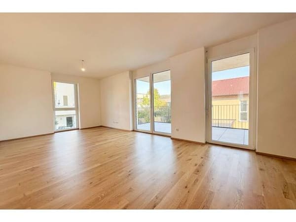 Immobilie in Hausmannstätten - WOHNEN WO MAN SICH WOHLFÜHLT *** Traumhafte 3-Zimmer-Wohnung mit sonnigem Südbalkon und Tiefgaragenstellplatz - Bild 4