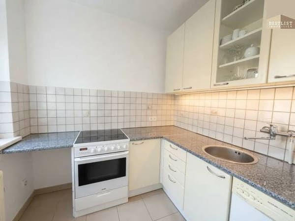 Immobilie in Baden - Charmante 1-Zimmer-Wohnung im Herzen von Baden - Bild 2