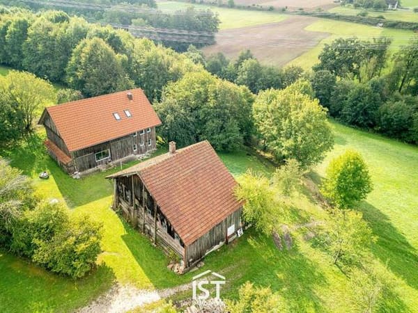 Immobilie in Wippenham - Wippenham - Ehemalige Hofstelle mit rund 2,9 ha Grund - Bild 0