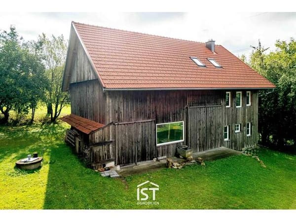 Immobilie in Wippenham - Wippenham - Ehemalige Hofstelle mit rund 2,9 ha Grund - Bild 2