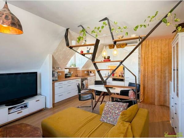 Immobilie in Weiz - Zentral in Weiz: Gepflegte 4-Zimmer-Wohnung mit Gemeinschaftsgarten & Tiefgaragenoption - Bild 0