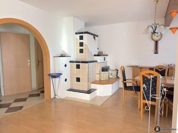 Immobilie in Weiden bei Rechnitz - Unterkellertes Einfamilienhaus mit Doppelgarage auf großem Grund (ca. 1 ha) - Bild 3