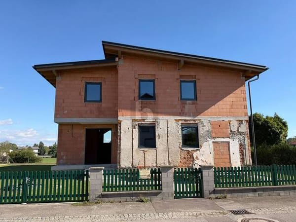 Immobilie in Blindenmarkt - Preisreduktion! GROßZÜGIGER FAMILIENTRAUM ZUM FERTIGSTELLEN - Bild 0