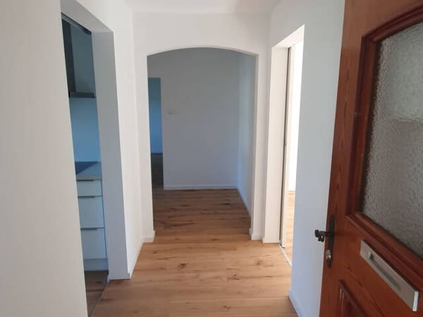 Immobilie in Bludenz - NEUER PREIS-Klassischer Charme trifft auf moderne Wohnbedürfnisse-2,5-Zimmerwohnung!Einzigartige Chance! - Bild 2
