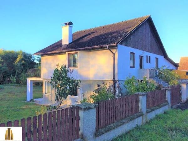 Immobilie in Ravelsbach - Einfamilienhaus in ruhiger Lage, mit wunderschönem großen Garten Nähe Ravelsbach im Weinviertel! - Bild 1