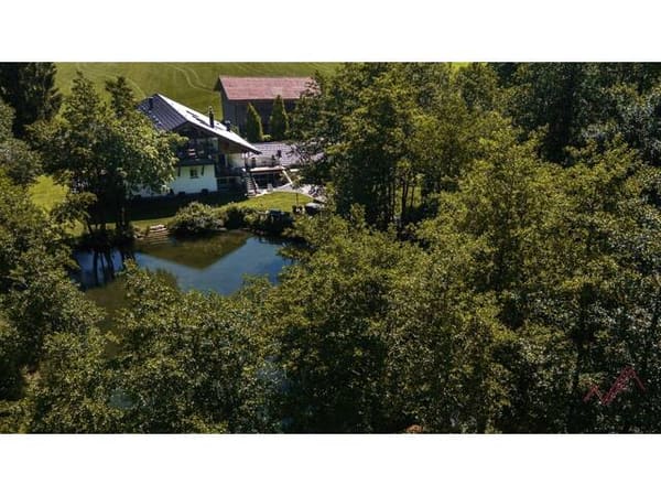 Immobilie in Pöndorf - liebevoll revitalisiertes Bauernhaus in idyllischer Lage - Bild 1