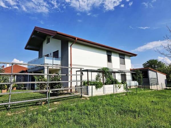 Immobilie in Bad Radkersburg - NEUWERTIGE, STUFENLOSE HAUSHÄLFTE MIT GARTEN – WENIGE GEHMINUTEN ZU PARKTHERME & ALTSTADT - Bild 3