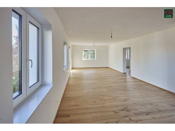 Immobilie in Klosterneuburg - WUNDERSCHÖNE VILLA MIT FERNBLICK AM ÖLBERG - Bild 1