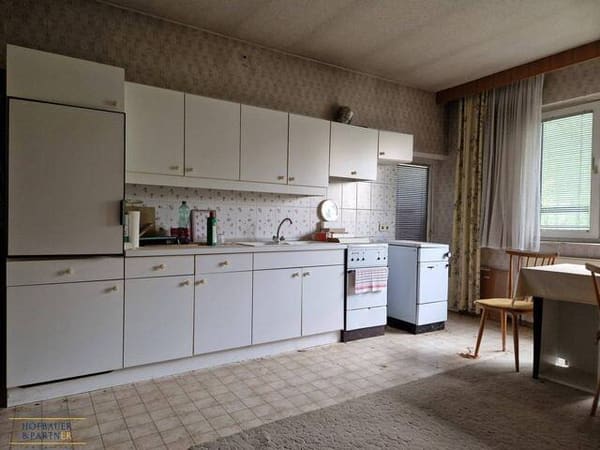 Immobilie in Hausbrunn - Sanierungsbedürftiges Einfamilienhaus mit Entwicklungspotenzial in Hausbrunn - Bild 2