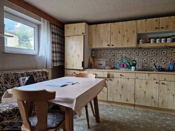 Immobilie in Hausbrunn - Sanierungsbedürftiges Einfamilienhaus mit Entwicklungspotenzial in Hausbrunn - Bild 3