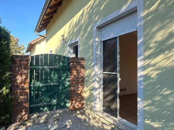 Immobilie in Zillingtal - Erdgeschosswohnung mit Garten – 4 Zimmer – Terrasse südseitig – Parkplatz – Erstbezugszustand – 30 Autominuten von Wien – Privatverkauf! - Bild 0