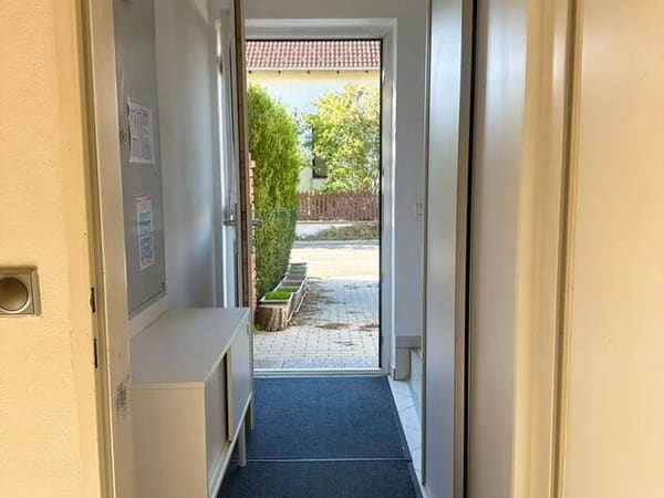 Immobilie in Zillingtal - Erdgeschosswohnung mit Garten – 4 Zimmer – Terrasse südseitig – Parkplatz – Erstbezugszustand – 30 Autominuten von Wien – Privatverkauf! - Bild 3