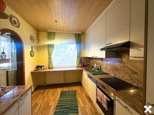 Immobilie in Enzenreith - Ruhe, Raum und Weitblick: Einfamilienhaus mit großem Garten und Weitblick! - Bild 3