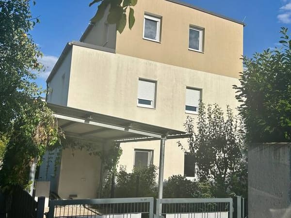 Immobilie in Perchtoldsdorf - Familientraum mit 4 Schlafzimmern, 3 Bädern und 4 WCs - Bild 1