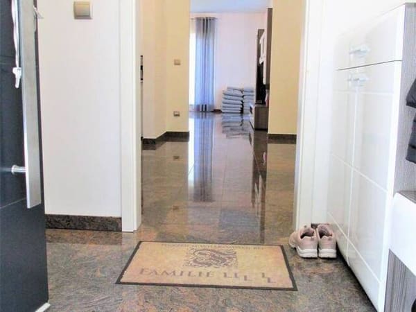 Immobilie in Moosburg - NEUER PREIS!! TRAUM-BUNGALOW! NEUWERTIG! MODERN! VOLL MÖBLIERT! - Bild 3