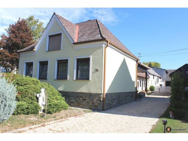 Immobilie in Zuberbach - Zuberbach: Ehem. Landwirtschaft mit vielseitigen Nutzungsmöglichkeiten - Bild 0