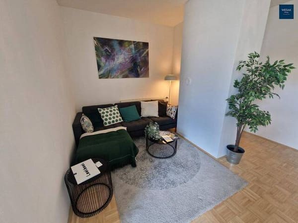 Immobilie in Feldkirchen bei Graz - Provisionsfrei! Stilvoll sanierte Wohnung in Feldkirchen – Einziehen & Wohlfühlen - Bild 2