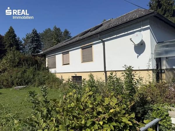 Immobilie in Feldbach - Ein großzügiges Grundstück mit Wohnhaus erwartet Sie hier im Herzen der Innenstadt - Bild 1