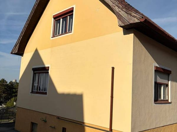 Immobilie in Mannersdorf am Leithagebirge - Einfamilienhaus in absoluter Toplage von Mannersdorf mit Charme und viel Potenzial! - Bild 2