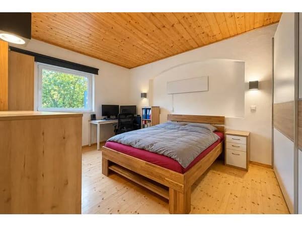Immobilie in Innerschwand - Wohnen mit besonderem Charme - Gewölbe-Wohnzimmer und Terrasse nahe dem Mondsee - Bild 3