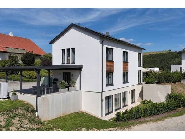 Immobilie in Diersbach - Ein Haus, das den Blick hebt - Bild 4