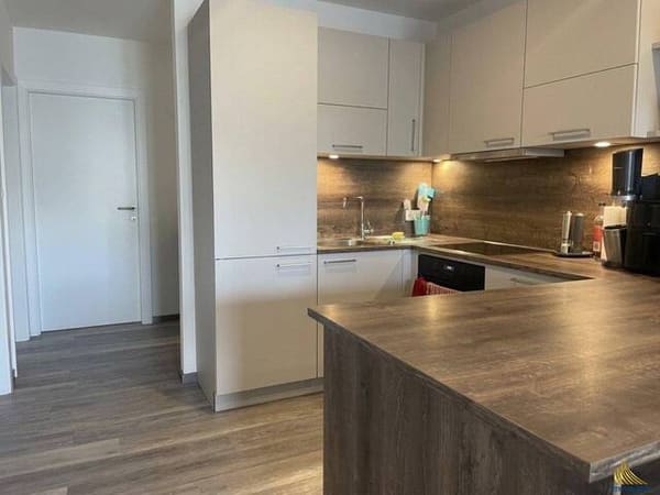 Immobilie in Hagenberg im Mühlkreis - Eigentumswohnung mit Loggia, 2 Parkplätzen und moderner Ausstattung - Bild 0