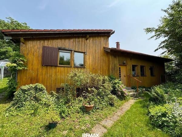 Immobilie in Taufkirchen an der Pram - TOP DEAL: Ökologisches Einfamilienhaus mit 2.349 m² Grundstücksfläche in ruhiger Naturlage und Sackgasse - Bild 1
