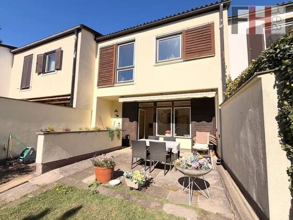 Immobilie in Perchtoldsdorf - Gepflegtes Reihenhaus mit Garten und Garage in Perchtoldsdorf - Bild 0