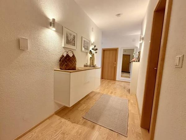 Immobilie in Villach - Viel Platz für die Familie - umfassend sanierte Wohnung mit zwei Loggien! - Bild 2