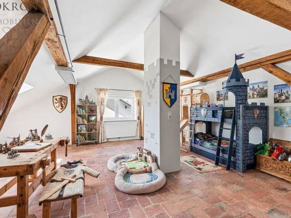 Immobilie in Maria-Lanzendorf - Vollsaniertes, energie-effizientes Jahrhundertwendehaus - Dachboden fertig ausgebaut - Bild 2
