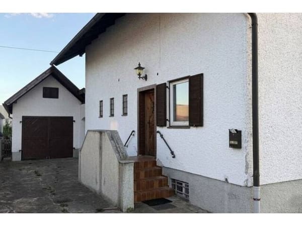 Immobilie in Braunau am Inn - Renovierungsbedürftiges Haus in guter Lage - Bild 4