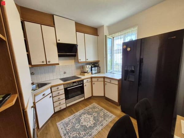 Immobilie in Asten - Helle Familienwohnung im Top-Zustand mit südseitiger Loggia - Bild 2