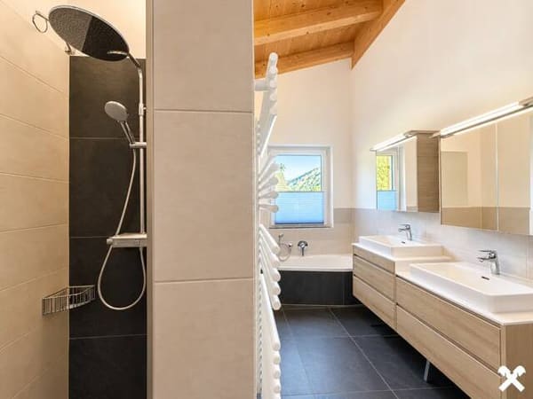Immobilie in Unken - Charmante Familienoase im Saalachtal - Bild 2