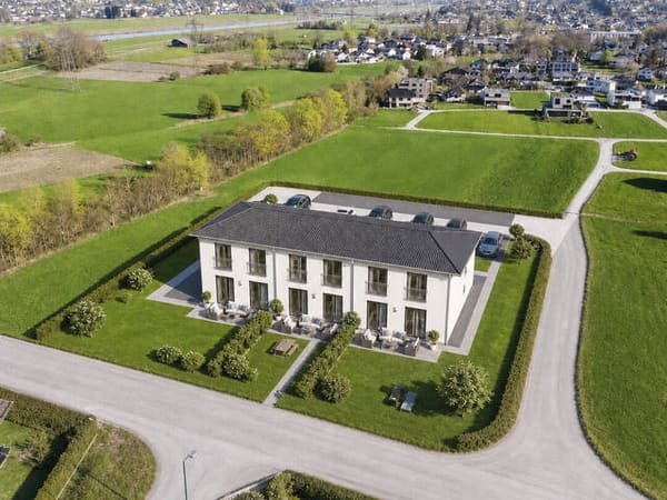 Immobilie in Koblach - Neues Eckreihenhaus inkl. Grundstück in familienfreundlicher Umgebung - € 592.000.- + WBF! - Bild 0
