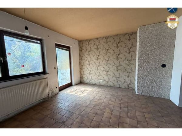 Immobilie in Theresienfeld - Sanierungsbedürftiges Einfamilienhaus in ruhiger Siedlungslage! - Bild 4