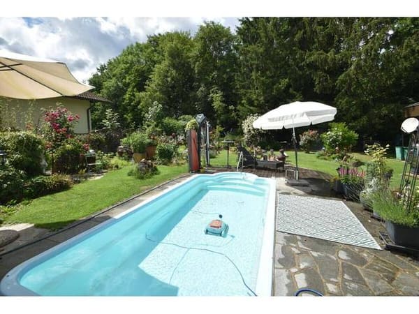 Immobilie in Ardagger Stift - Großzügiger Bungalow in Waldrandlage mit Pool und Ausbaupotenzial in Pfaffenberg (Ardagger) - Bild 4
