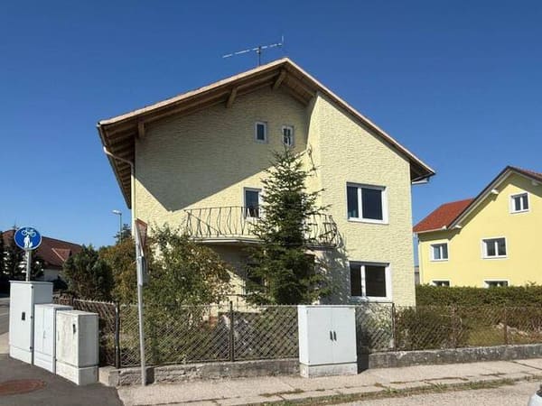 Immobilie in Wels - Sanierungsbedürftiges Wohnhaus in sehr guter Lage - Bild 1