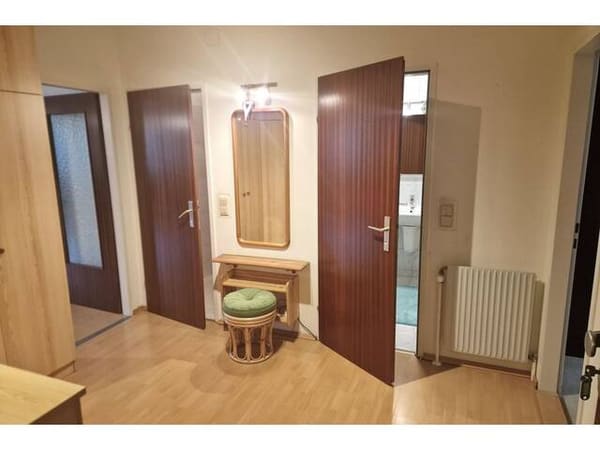 Immobilie in Tulln an der Donau - Familienfreundliche, zentrumsnahe 3 Zimmer-Wohnung mit kleiner Loggia in Grünruhelage von Tulln! - Bild 4