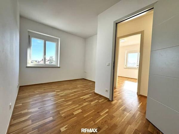 Immobilie in Eisenstadt - Exklusive 3 Zimmer Wohnung in Eisenstadt mit Terrasse, Parkplatz, Fußbodenheizung – TOP Lage! - Bild 3