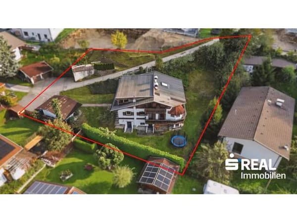 Immobilie in Axams - Ein Zuhause mit Charakter – Großzügiges Anwesen mit Bergpanorama im Herzen von Omes - Bild 0