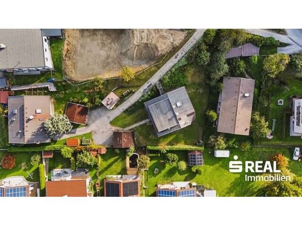 Immobilie in Axams - Ein Zuhause mit Charakter – Großzügiges Anwesen mit Bergpanorama im Herzen von Omes - Bild 1