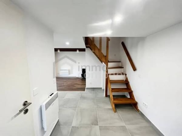 Immobilie in Stockerau - Erstbezug: Modernes Kleingartenhaus mit Garten, Terrasse & 2 Stellplätzen in Stockerau - Bild 1