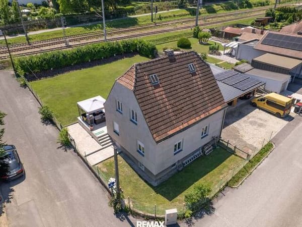 Immobilie in Traismauer - Charmantes Einfamilienhaus auf großzügigem Grundstück in zentraler Lage von Traismauer - Bild 0